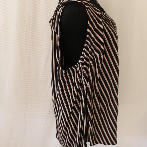 SALE Torrid Tank Multi Striped Stretch Challis Pullover Sleeveless 4, 4X, 26 EUC - Picture 5 of 11